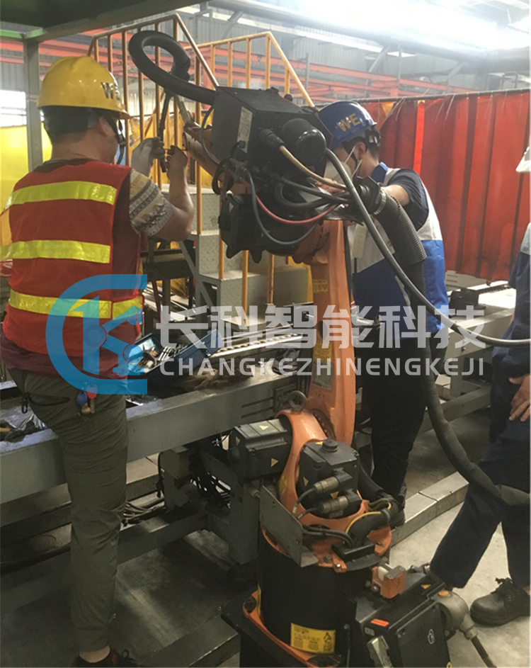 Repair the KUKA welding robot