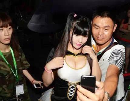 車(chē)展公關(guān)2