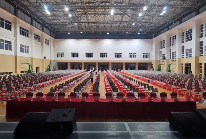 怎么策劃一場(chǎng)完美的學(xué)校迎新晚會(huì)活動(dòng)？